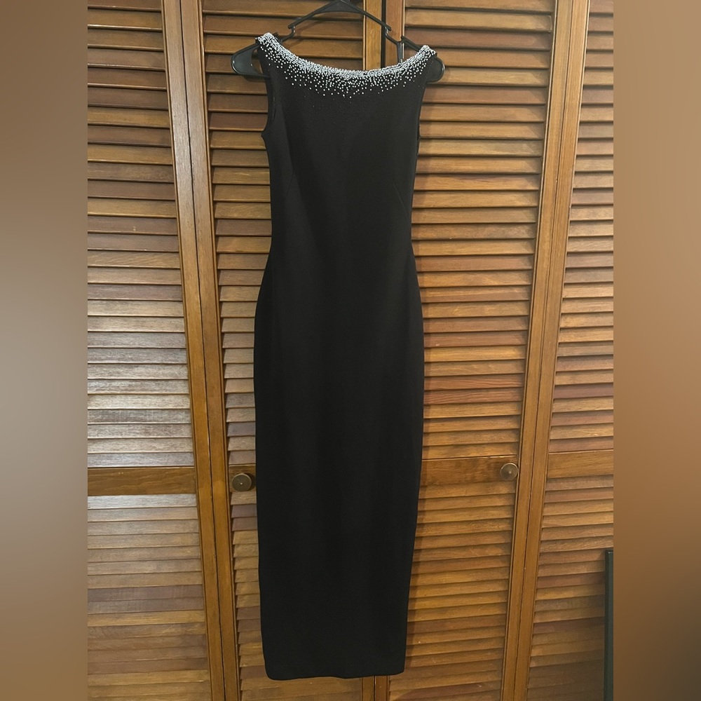 Cassandra Stone size 4 by Mac duggal